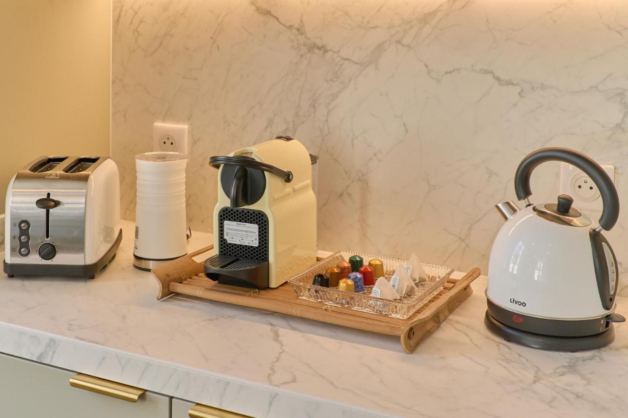 Appartement Montagnon - Les Suites Du Palais - Classe 4 Etoiles, Parking Prive, Vue Cathedrale, 3 Chambres, Primo C0Nciergerie Nevers Ngoại thất bức ảnh