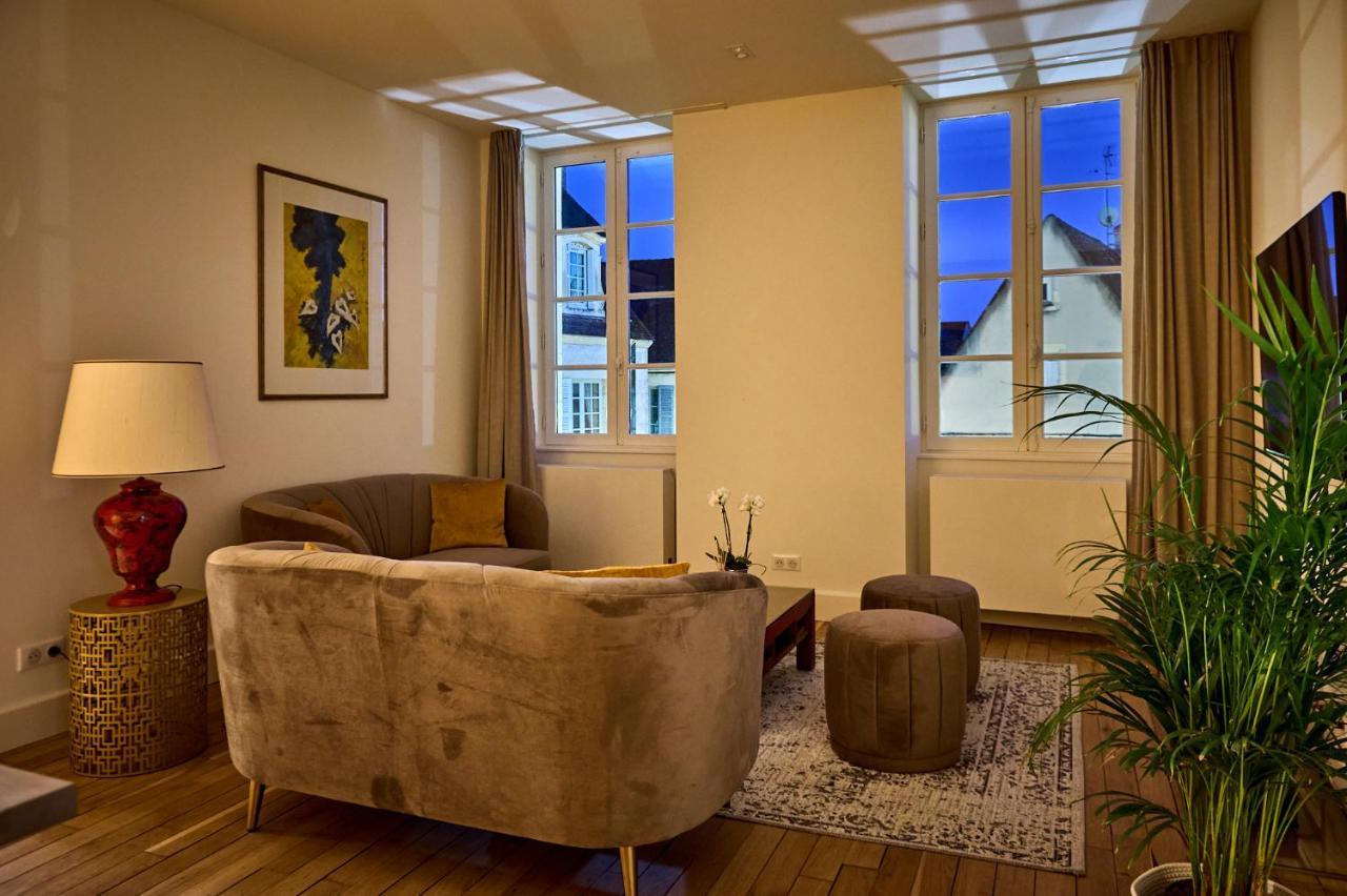 Appartement Montagnon - Les Suites Du Palais - Classe 4 Etoiles, Parking Prive, Vue Cathedrale, 3 Chambres, Primo C0Nciergerie Nevers Ngoại thất bức ảnh
