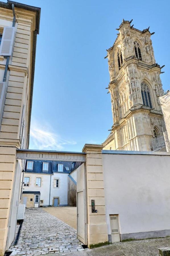 Appartement Montagnon - Les Suites Du Palais - Classe 4 Etoiles, Parking Prive, Vue Cathedrale, 3 Chambres, Primo C0Nciergerie Nevers Ngoại thất bức ảnh