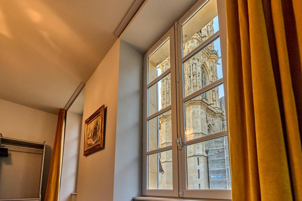 Appartement Montagnon - Les Suites Du Palais - Classe 4 Etoiles, Parking Prive, Vue Cathedrale, 3 Chambres, Primo C0Nciergerie Nevers Ngoại thất bức ảnh