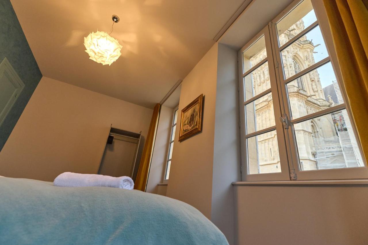 Appartement Montagnon - Les Suites Du Palais - Classe 4 Etoiles, Parking Prive, Vue Cathedrale, 3 Chambres, Primo C0Nciergerie Nevers Ngoại thất bức ảnh