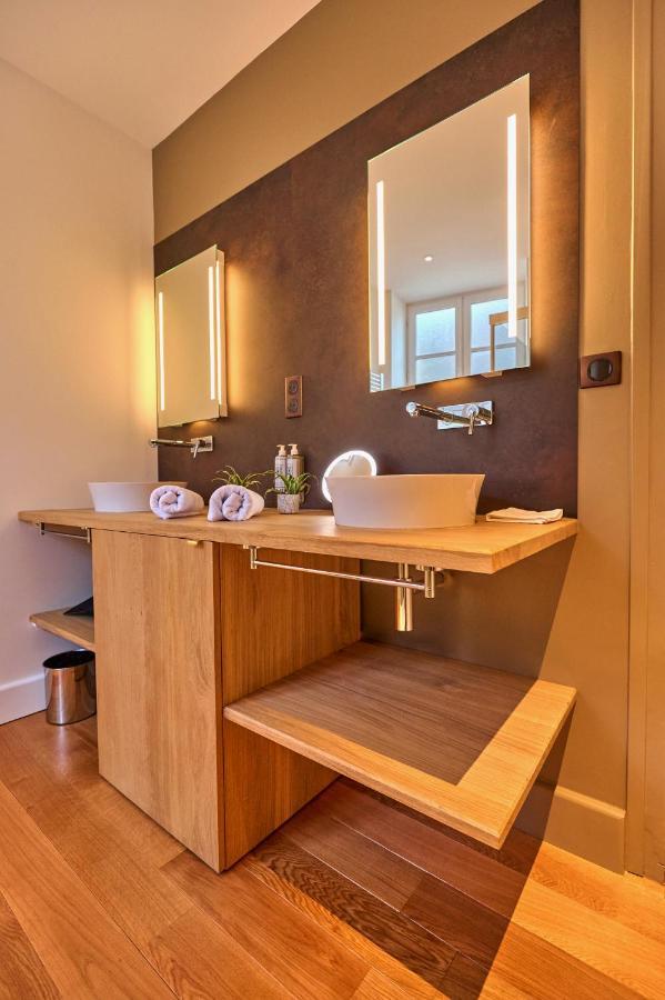 Appartement Montagnon - Les Suites Du Palais - Classe 4 Etoiles, Parking Prive, Vue Cathedrale, 3 Chambres, Primo C0Nciergerie Nevers Ngoại thất bức ảnh